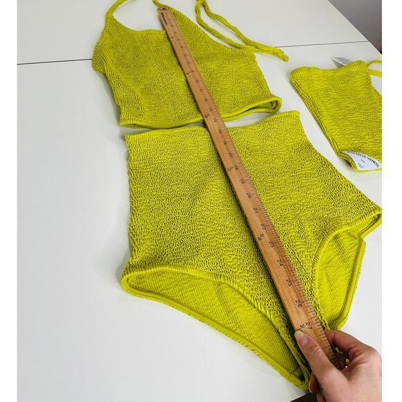 Bottega Veneta Chartreuse Seersucker Halterneck Bikini with Bag 42 / 6 - Picture 16 of 16